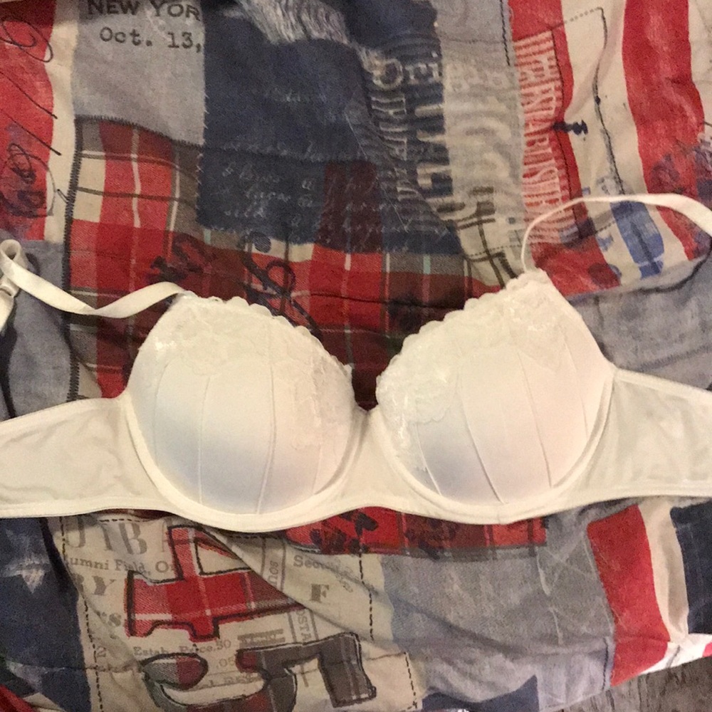 White Candies Bra 34D like new